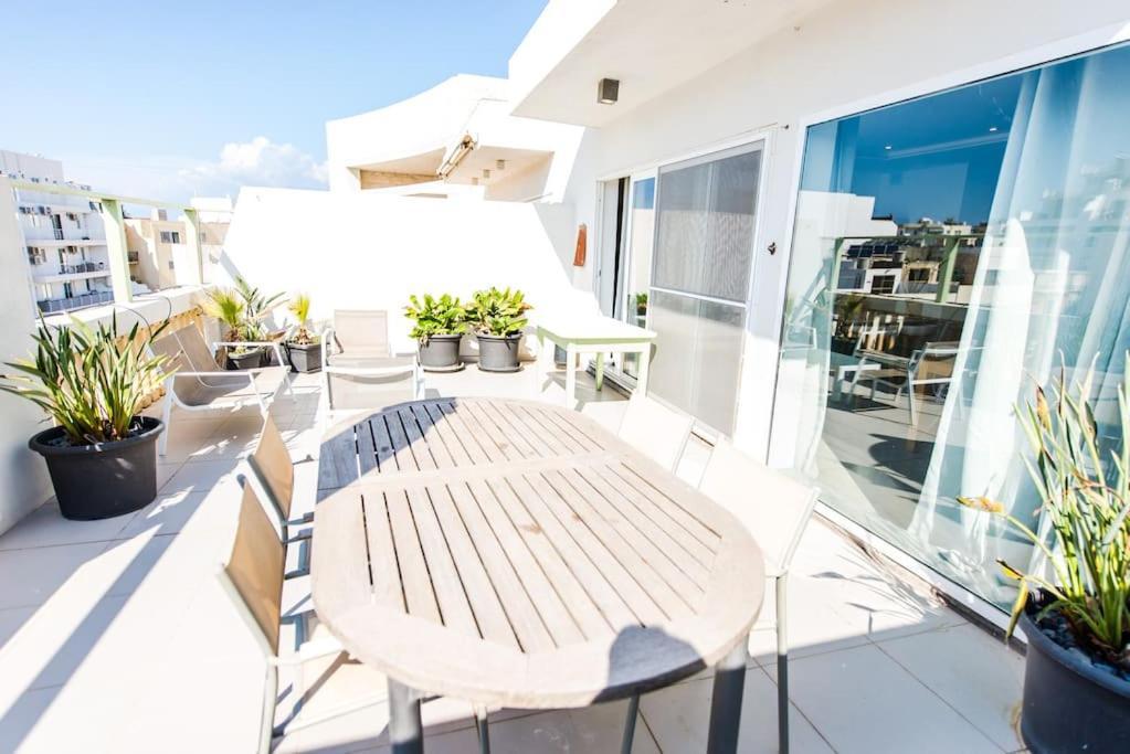 Sunny Swieqi Hideaway Appartement San Ġiljan